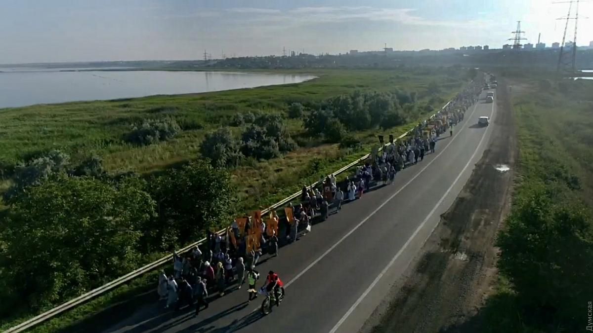 Московский патриархат устроил транспортный коллапс в Одессе: видео Московский патриархат устроил транспортный коллапс в Одессе: видео