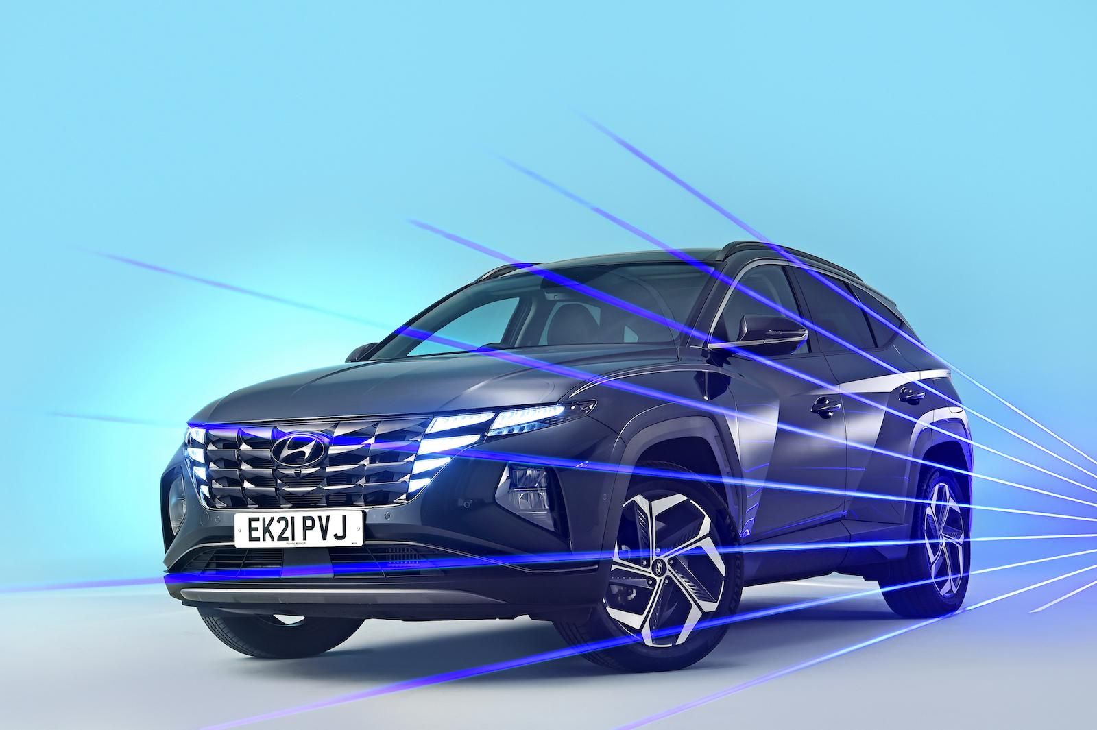 Краще за оберіг: які системи безпеки встановлені у Hyundai TUCSON Hybrid