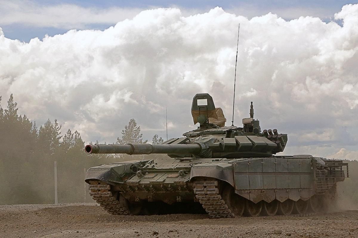 Российские военные провели в Крыму учения танкистов на фоне Си Бриз