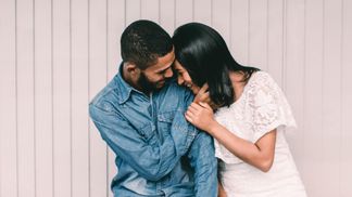 Правила, які треба порушувати: 3 помилкові стереотипи щодо стосунків