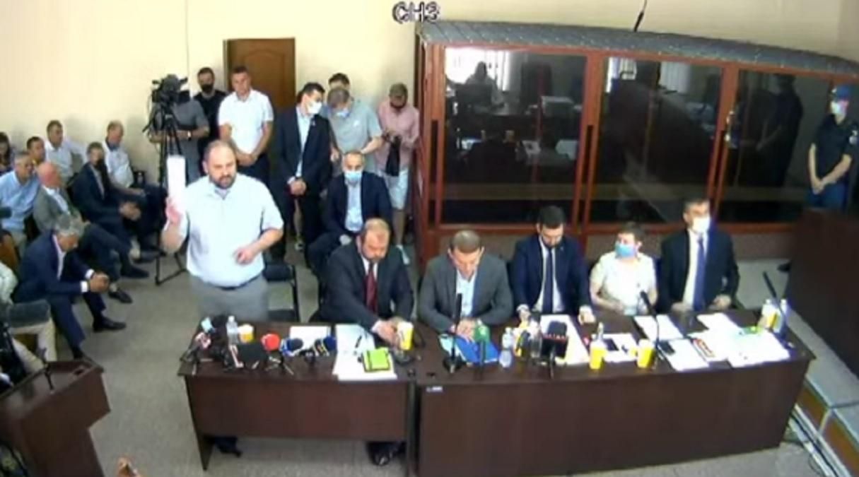 Захист Медведчука затягує засідання: чекають півночі Захист Медведчука затягує засідання: чекають півночі