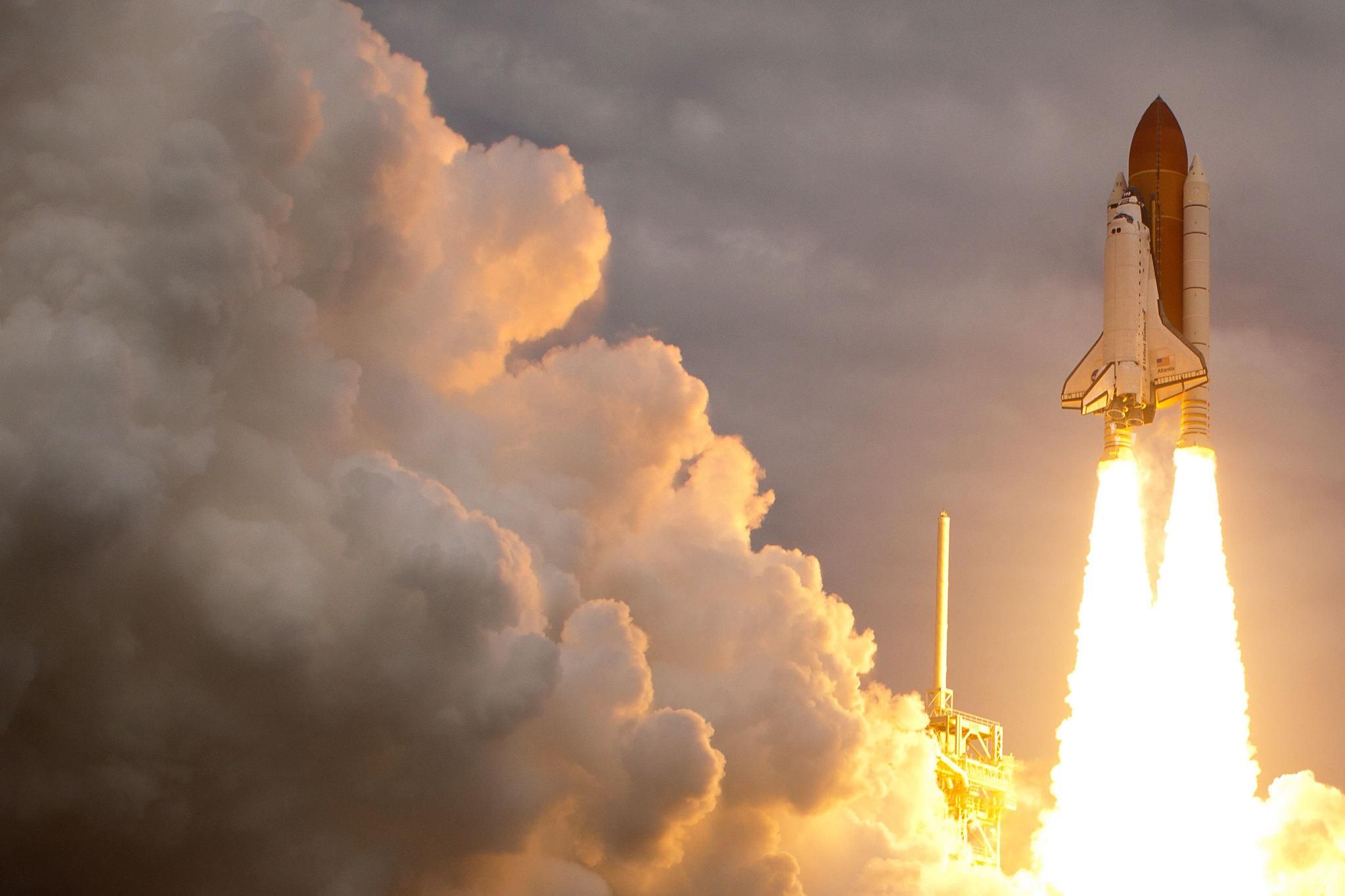 Спейс Шаттл: останній політ шаттла Спейс Шаттл: останній політ шаттла