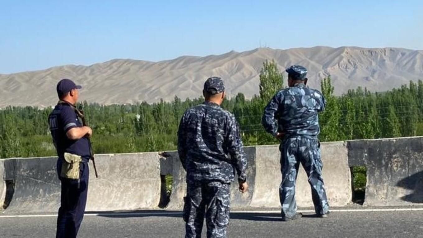 Между Таджикистаном и Кыргызстаном на границе стрельба: есть погибшие