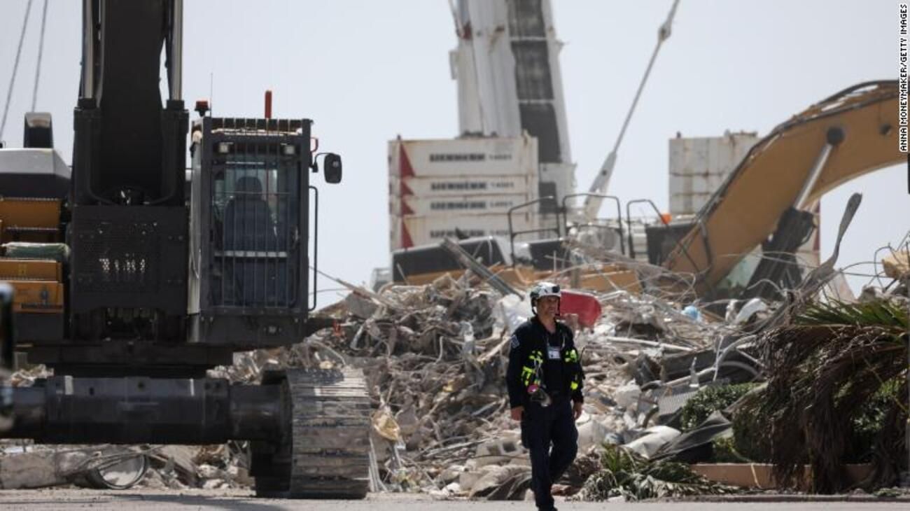 Обвал будинку біля Маямі: 64 жертви і 76 зниклих осіб Обвал будинку біля Маямі: 64 жертви і 76 зниклих осіб