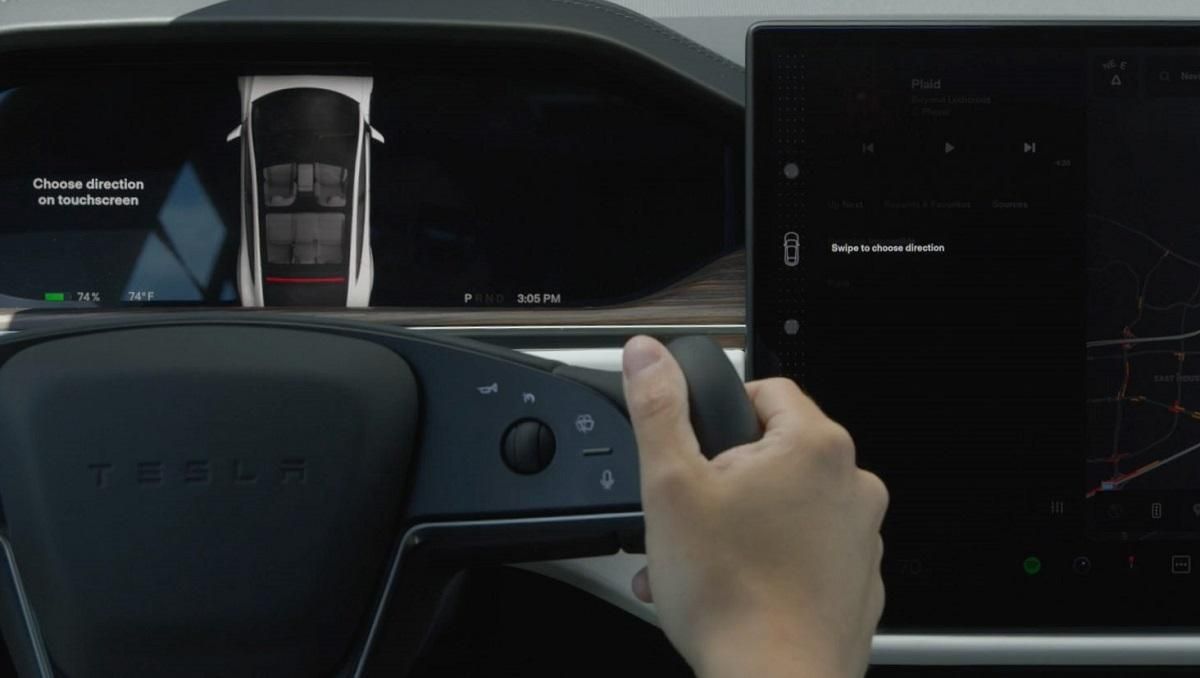 "Tesla выпустит новый пользовательский интерфейс и обновят "ум автомобилей"