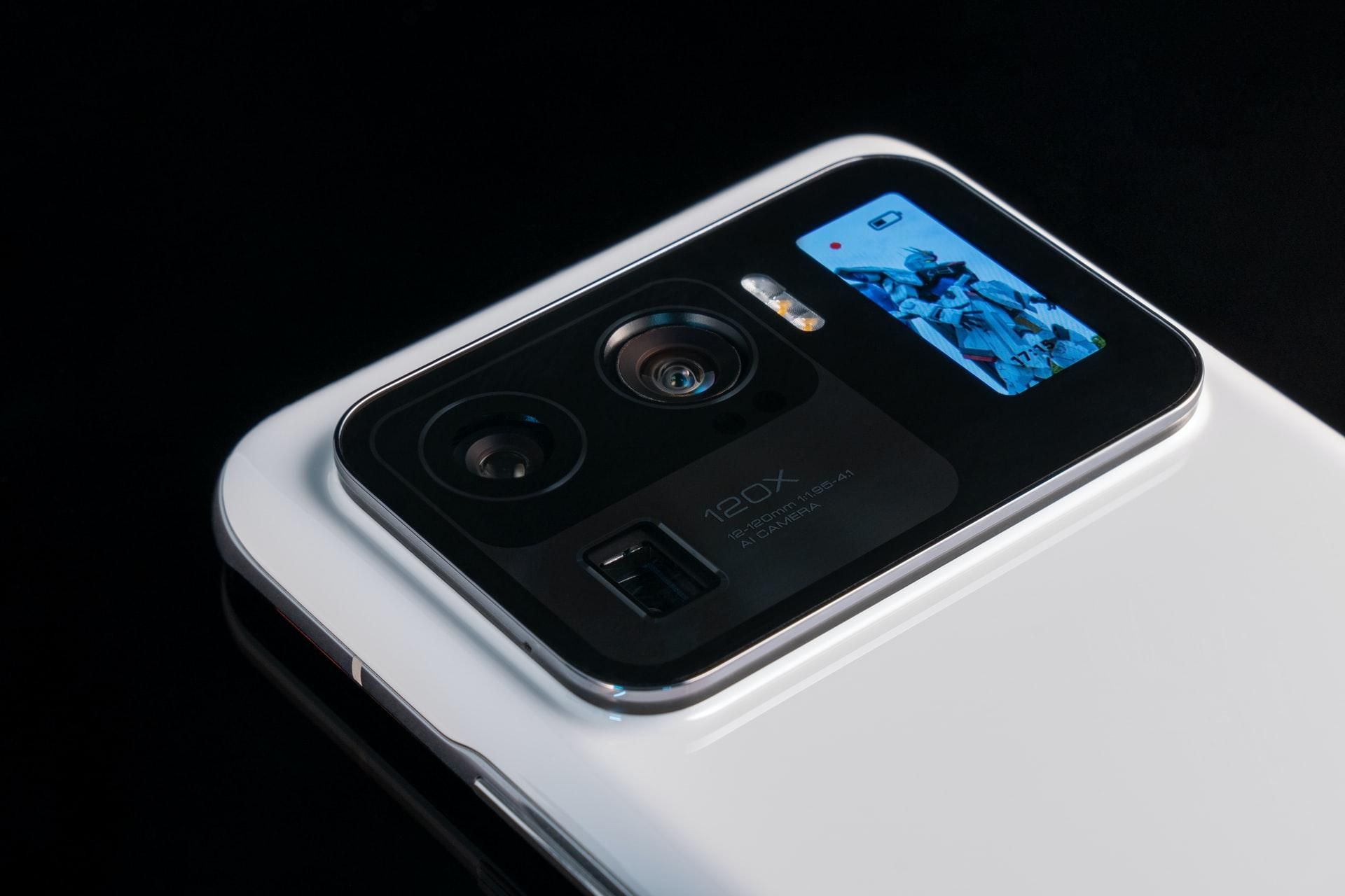 Xiaomi Mi 11 Ultra теперь может работать 14 дней без подзарядки Xiaomi Mi 11 Ultra теперь может работать 14 дней без подзарядки