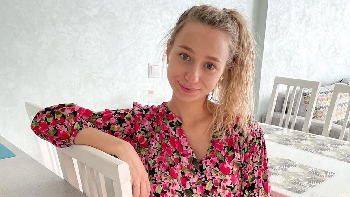 Дружина Павліка показала фігуру після пологів: як вона виглядає Дружина Павліка показала фігуру після пологів: як вона виглядає
