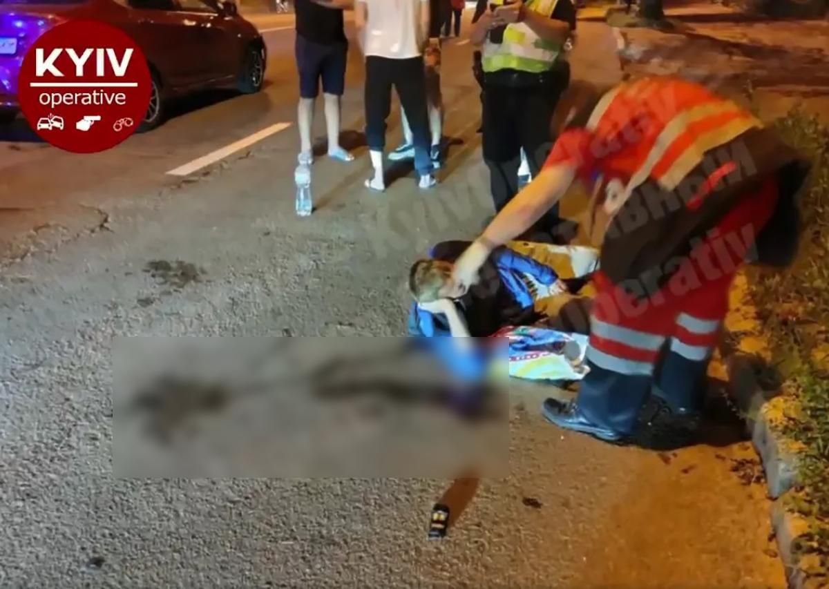 У Києві 10 липня 2021 Hyundai налетів на дідуся: фото 18+ У Києві 10 липня 2021 Hyundai налетів на дідуся: фото 18+