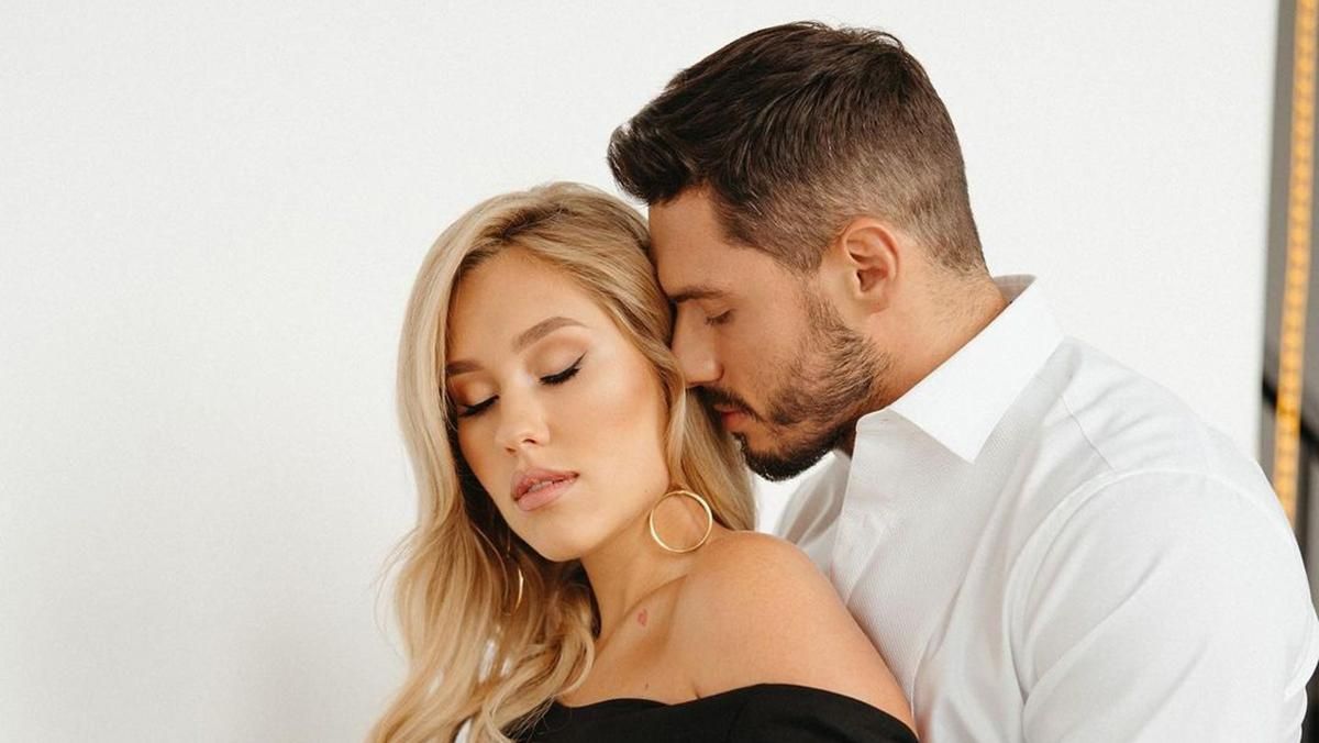 Добрынин подарил Квитковой браслет за 200 тысяч гривен: фото Добрынин подарил Квитковой браслет за 200 тысяч гривен: фото