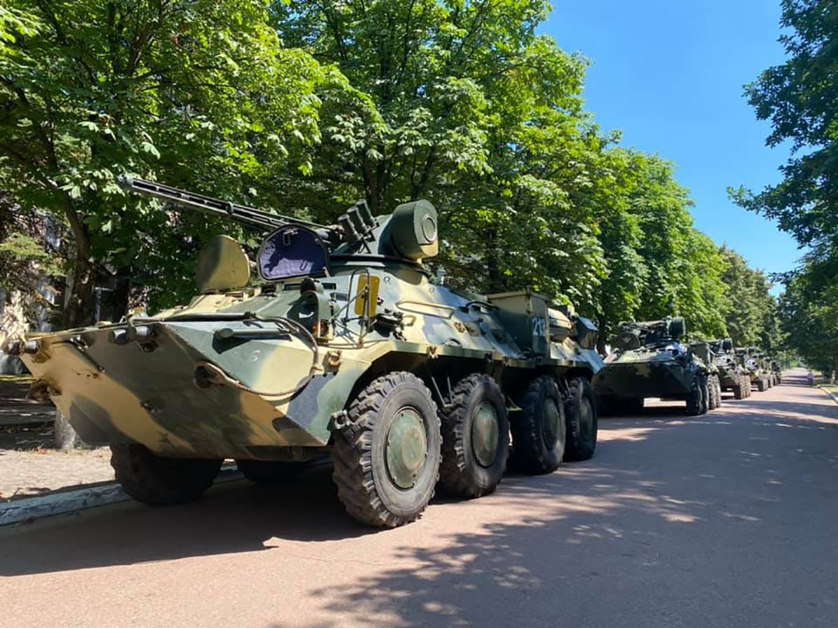 В Киеве отремонтировали партию украинских БТР: фото