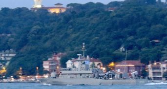 Боевой корабль Греции зашел в Черное море: фото