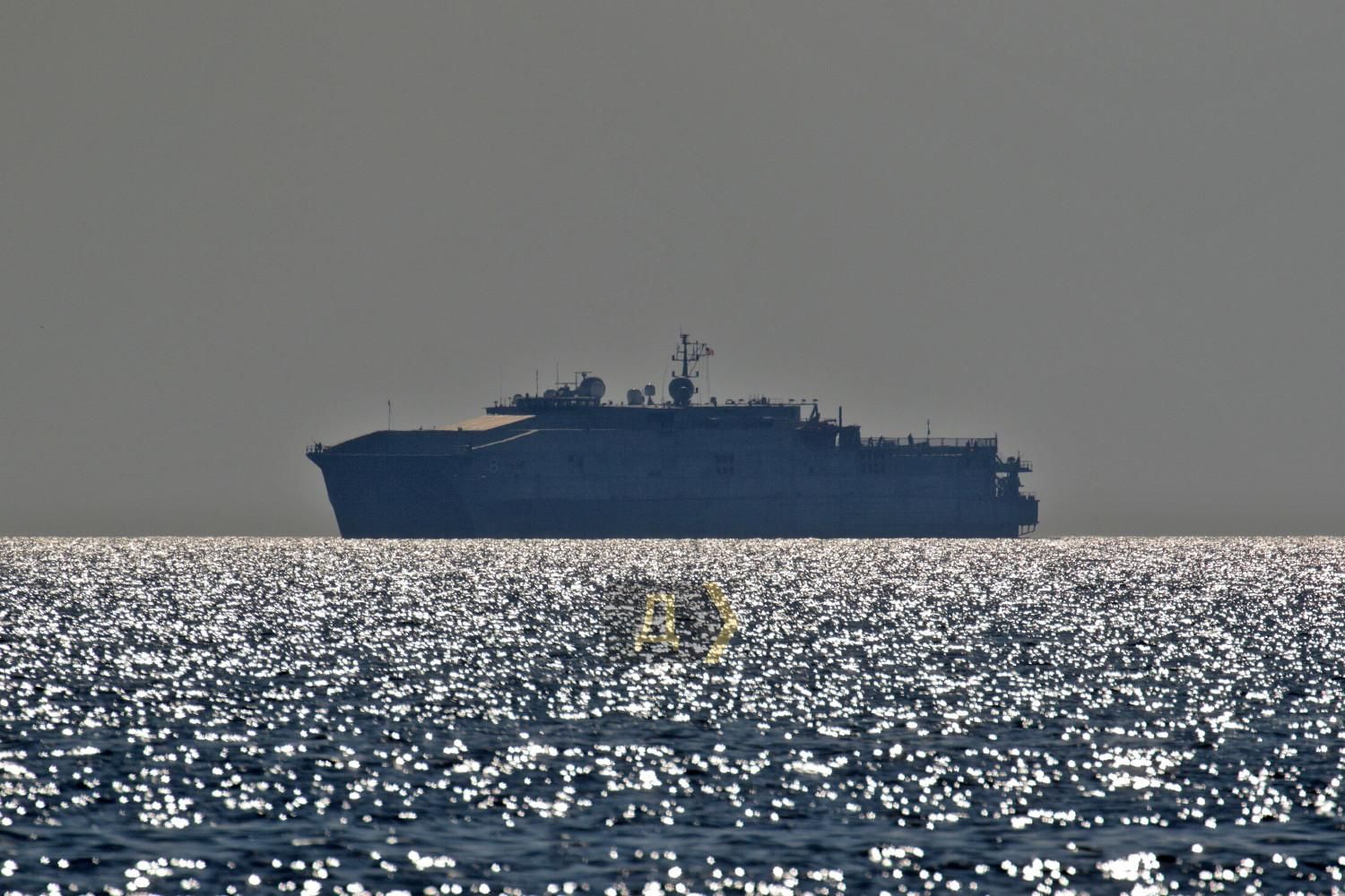 Военный корабль США Yuma зашел в порт Одессы: фото