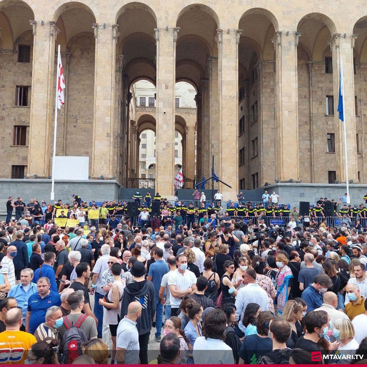 У Грузії протести через смерть журналіста: вимагають відставки уряду У Грузії протести через смерть журналіста: вимагають відставки уряду