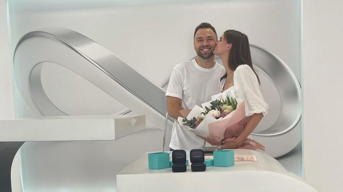 Даша Хлистун спонтанно вышла замуж за Холостяка Макса Михайлюка Даша Хлистун спонтанно вышла замуж за Холостяка Макса Михайлюка