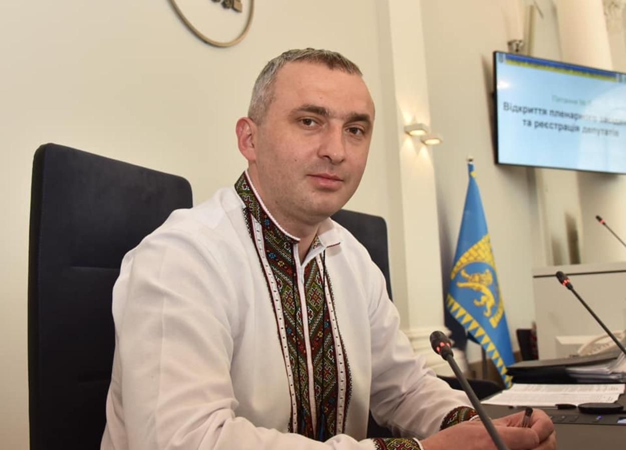 Секретарь Львовского горсовета отказался от 54 тысяч гривен премии