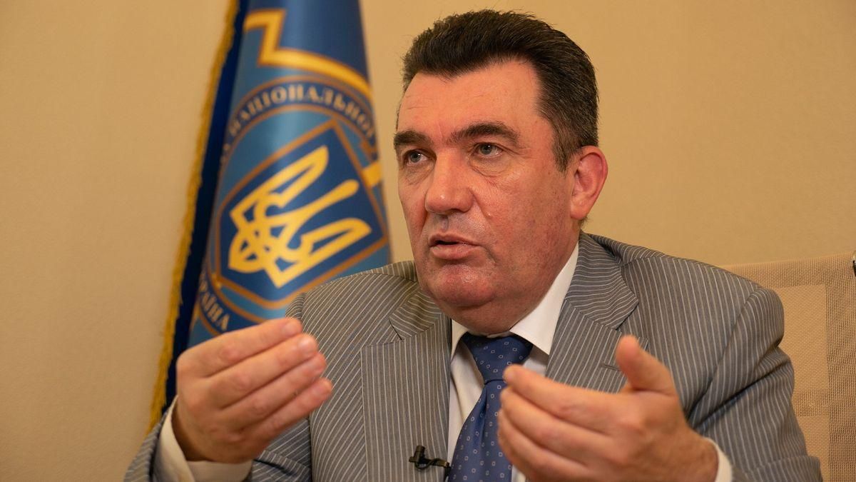 Данилов объяснил, почему санкции против Фирташа не распространились на Интер