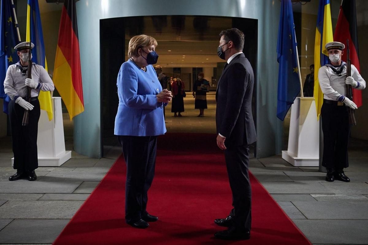 В Берлине завершилась 4-часовая встреча Зеленского и Меркель