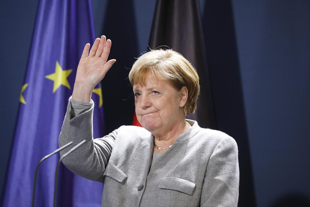Огризко про заяви Меркель: Ритуальні танці, а не підігравання Кремлю