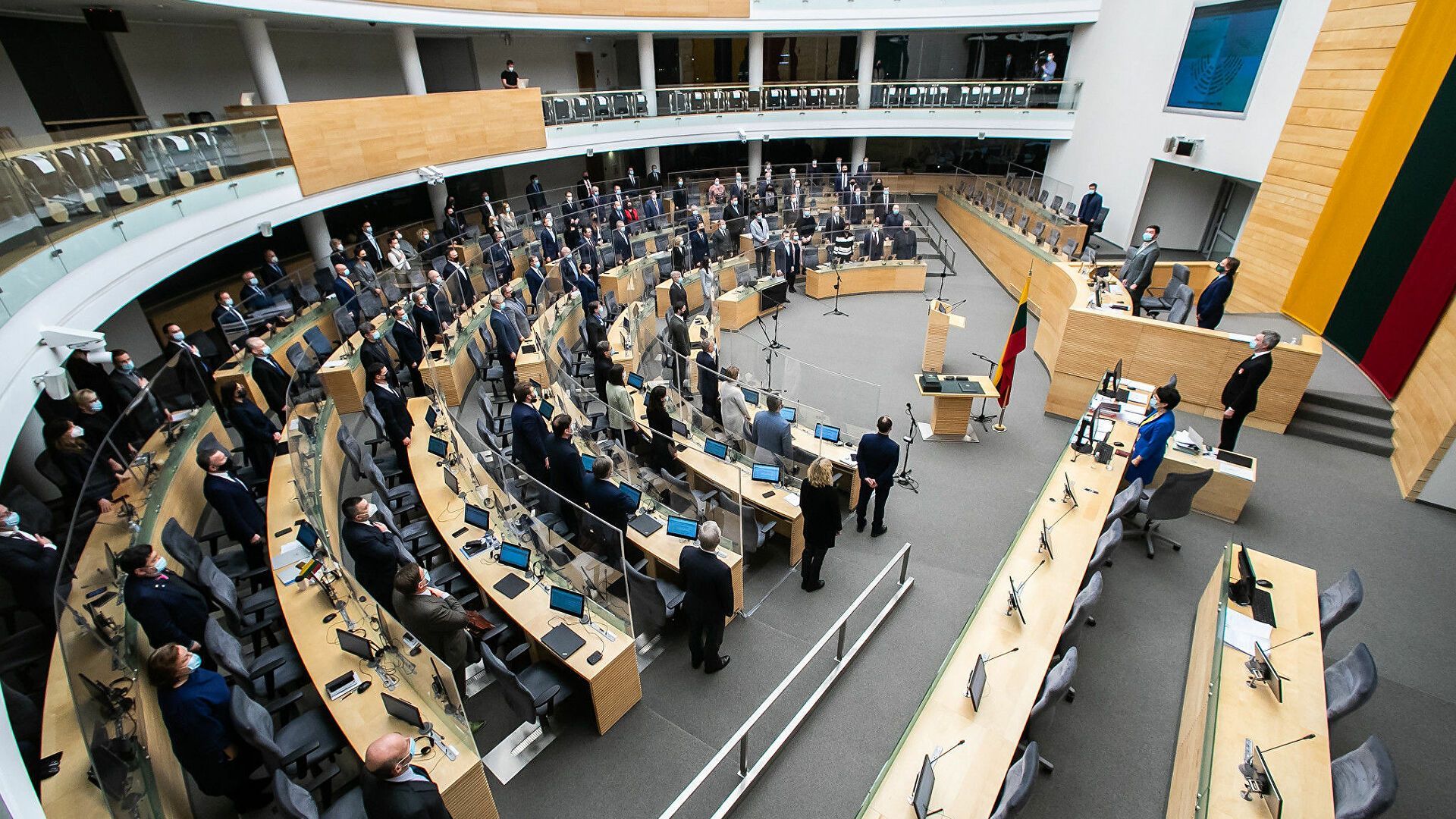Литва оголосила масовий потік мігрантів гібридною агресією Білорусі