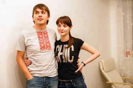 Не дають навіть помитись, – дружина затриманого білоруського журналіста – Голос Америки