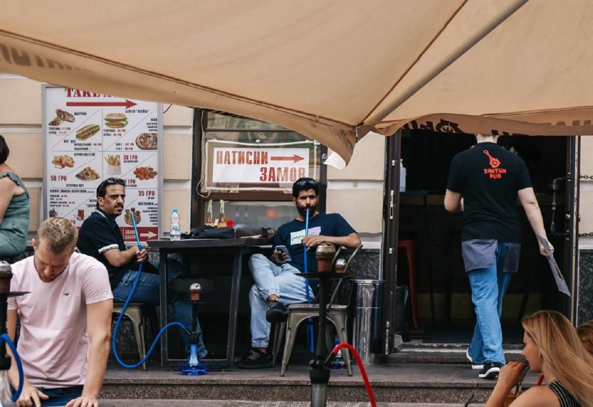 С июня Украина заработала на арабских туристах 25 миллионов долларов С июня Украина заработала на арабских туристах 25 миллионов долларов