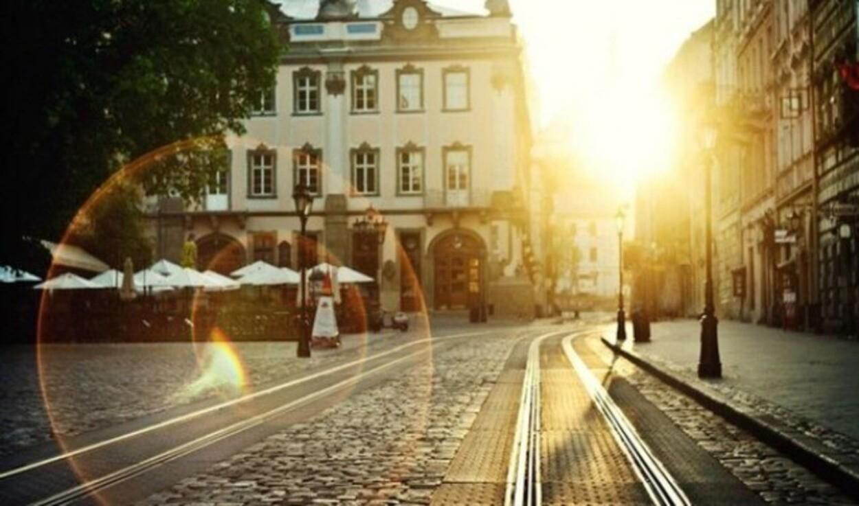 Пекельна спека у Львові: місто побило історичний температурний рекорд за останні 75 років Пекельна спека у Львові: місто побило історичний температурний рекорд за останні 75 років