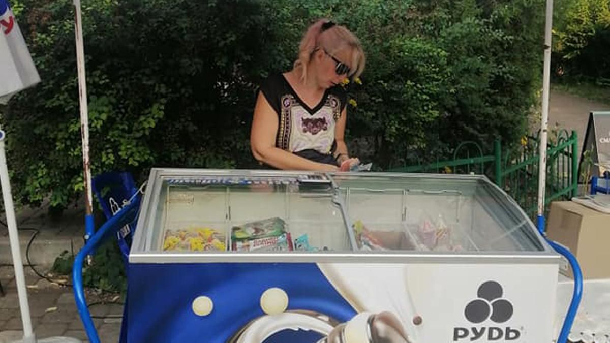 У Києві продавці морозива відмовились обслуговувати українською