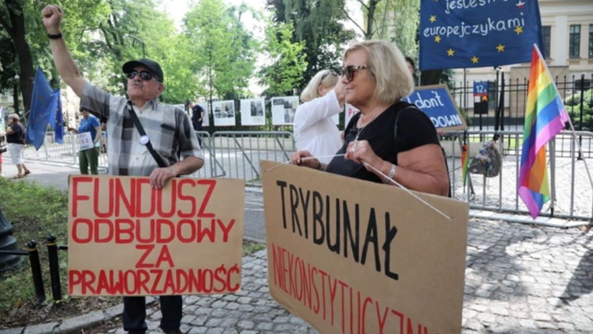 Суд ЕС принял решение против Польши: Варшава бунтует