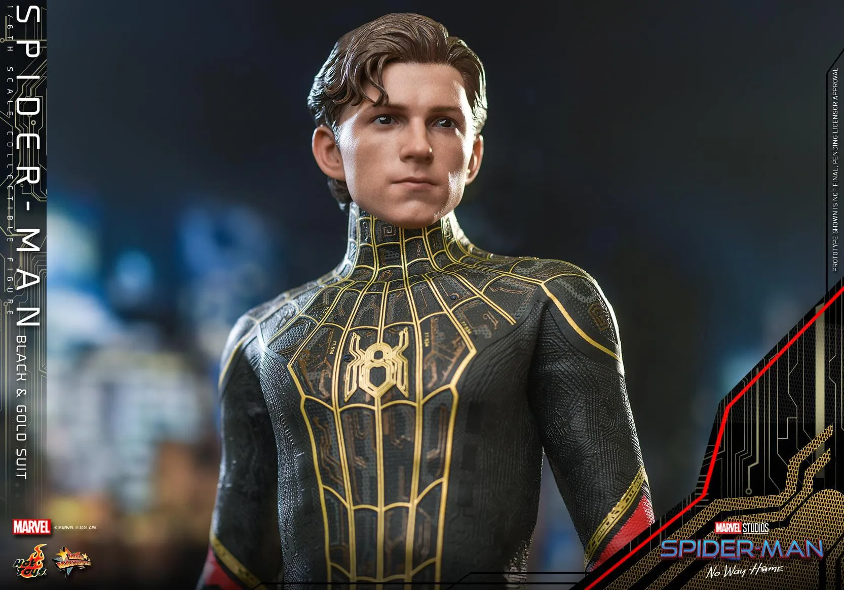 Hot Toys показала новий чорно-золотий костюм Людини-павука