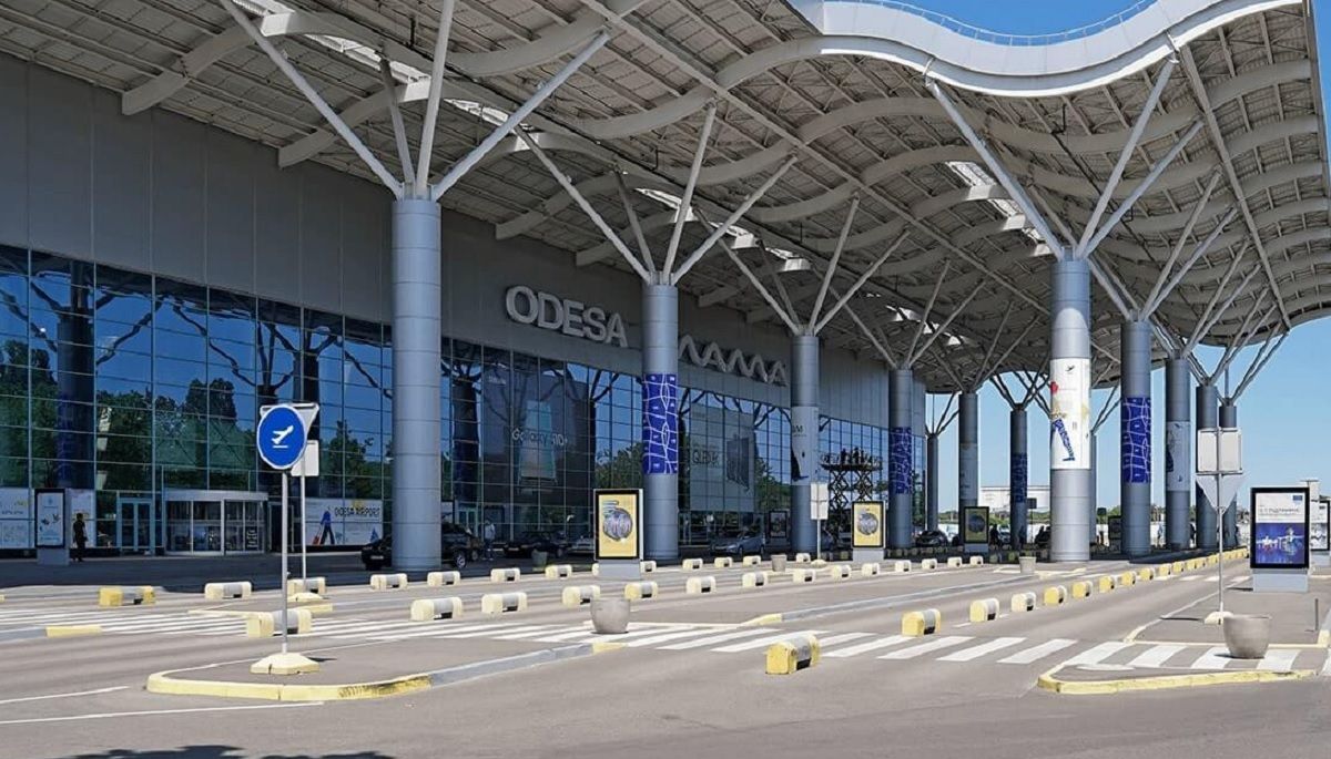 В аеропорту Одеси 15 липня 2021 скасували всі рейси: причина В аеропорту Одеси 15 липня 2021 скасували всі рейси: причина
