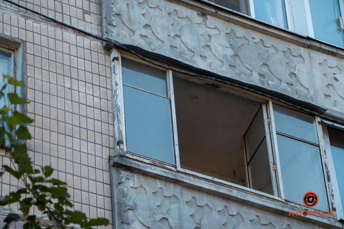 в'язниця для тварин у квартирі в Дніпрі сморід і таргани в'язниця для тварин у квартирі в Дніпрі сморід і таргани