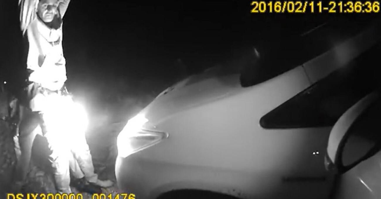 Обстріляв таксі, яке везло кохану: на Львівщині суд звільнив чоловіка від покарання – відео Обстріляв таксі, яке везло кохану: на Львівщині суд звільнив чоловіка від покарання – відео