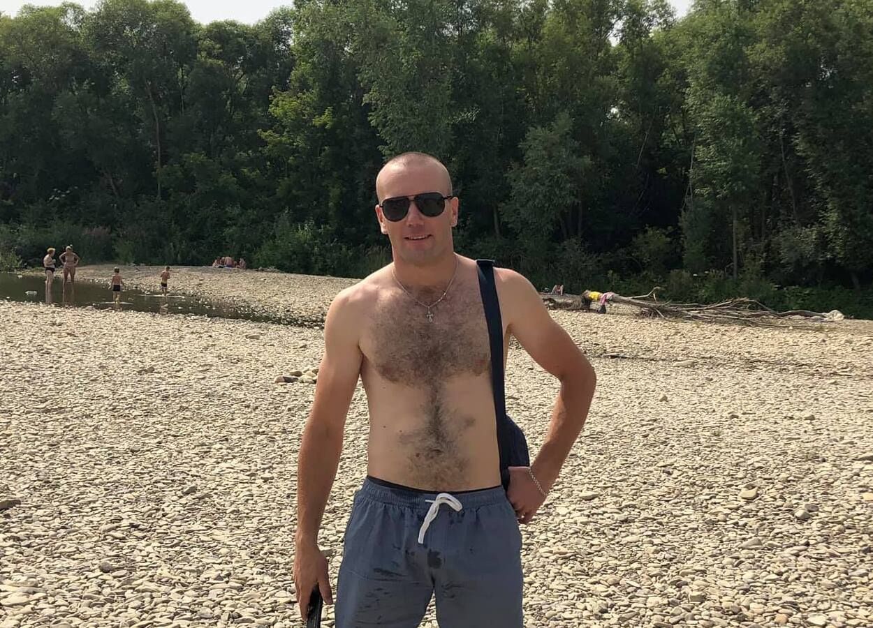 Тонули у коловороті в річці: на Львівщині чоловік врятував 2 жінок та дитину – фото Тонули у коловороті в річці: на Львівщині чоловік врятував 2 жінок та дитину – фото