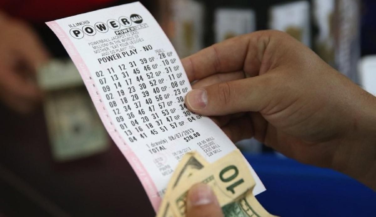 Powerball разыграет 150 миллионов долларов в субботу: можно принять участие в тираже из Украины Powerball разыграет 150 миллионов долларов в субботу: можно принять участие в тираже из Украины