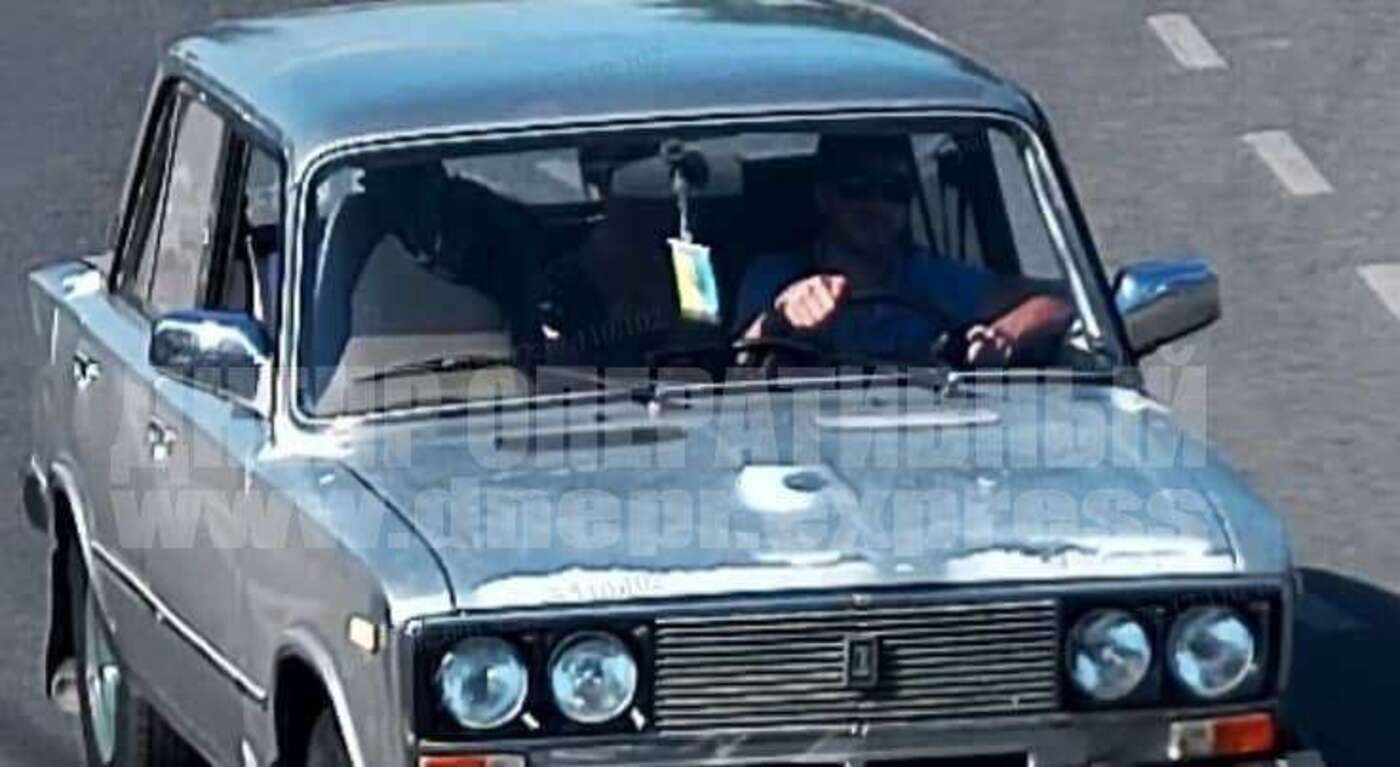 У центрі Дніпра сталася сутичка між водіями: є постраждалий У центрі Дніпра сталася сутичка між водіями: є постраждалий