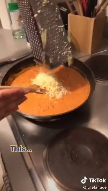 Цікавий лайфхак від блогерки / Скриншот тікток julietafrade Цікавий лайфхак від блогерки / Скриншот тікток julietafrade