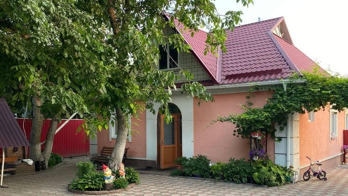 На Киевщине злоумышленники ограбили пенсионеров, мужчина скончался На Киевщине злоумышленники ограбили пенсионеров, мужчина скончался