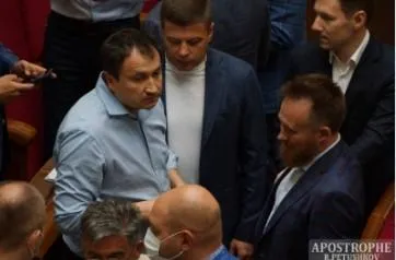 Депутати побились у Раді Депутати побились у Раді