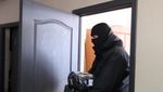 У Білорусі силовики знову проводять обшуки в журналістів опозиційних медіа