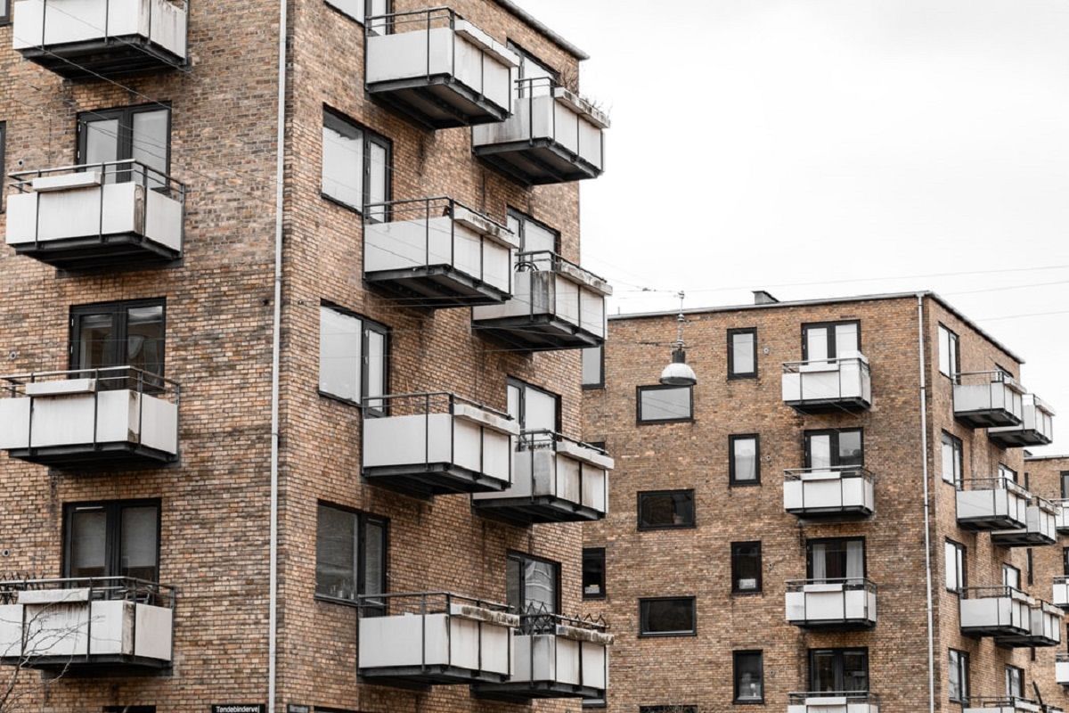 Арест на имущество: когда могут наложить и как проверить недвижимость Арест на имущество: когда могут наложить и как проверить недвижимость