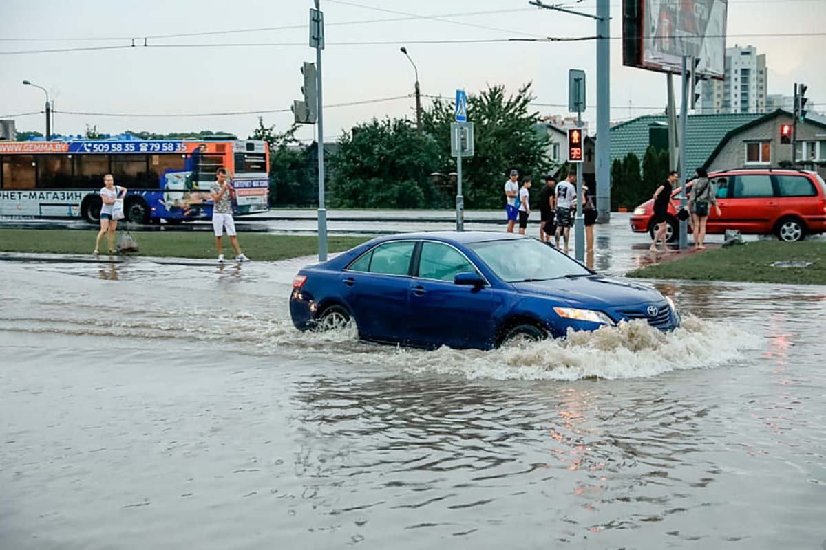 Гродно в Беларуси накрыла масштабная непогода – фото, видео Гродно в Беларуси накрыла масштабная непогода – фото, видео