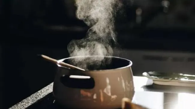 Підігрівати у каструлі Підігрівати у каструлі