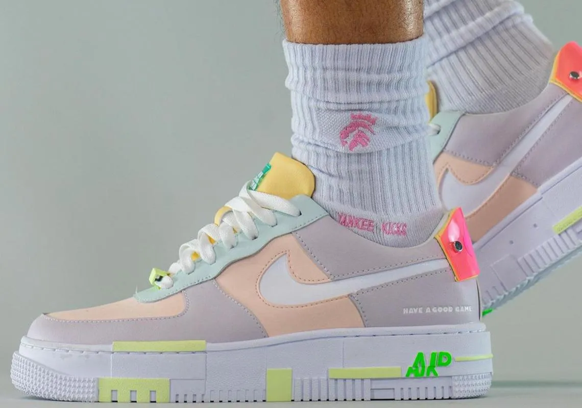 Для шанувальників відеоігор: Nike випустить кросівки Air Force 1 з елементами, які світяться