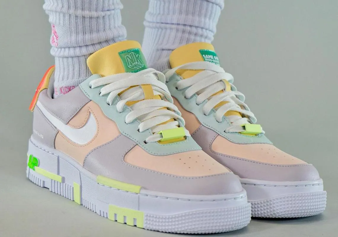 Для шанувальників відеоігор: Nike випустить кросівки Air Force 1 з елементами, які світяться Для шанувальників відеоігор: Nike випустить кросівки Air Force 1 з елементами, які світяться