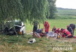 Не доехали домой 400 метров: подробности жуткого ДТП с 12 людьми в авто