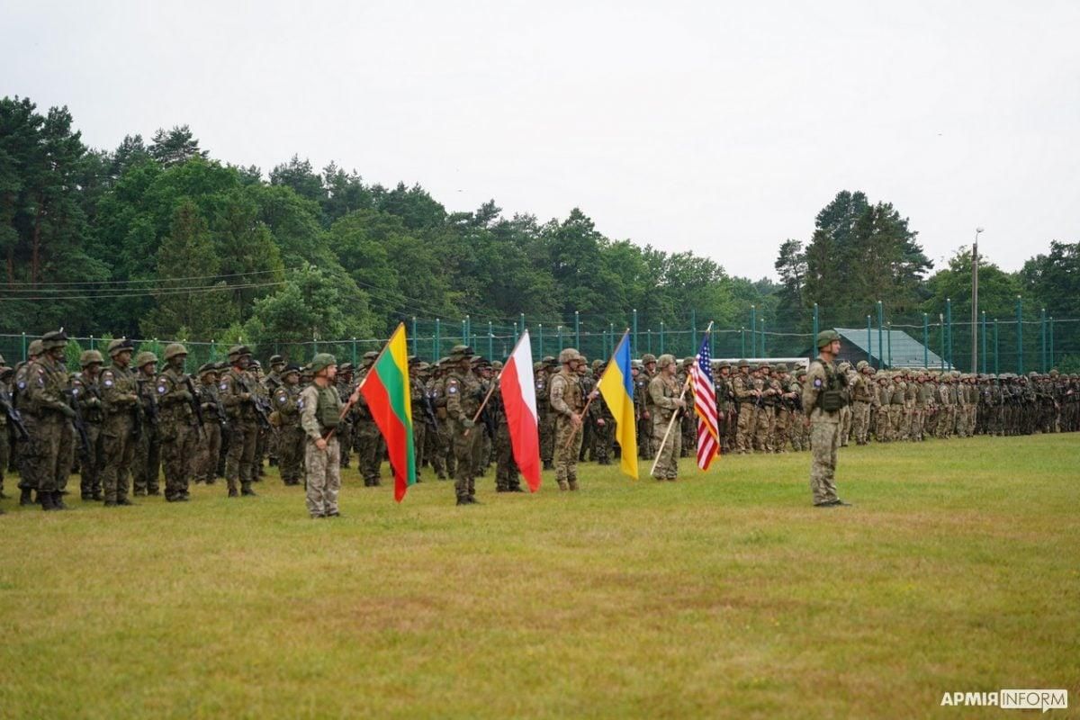 1200 военных из разных стран: в Украине впервые стартовали военные учения "Три меча – 2021"