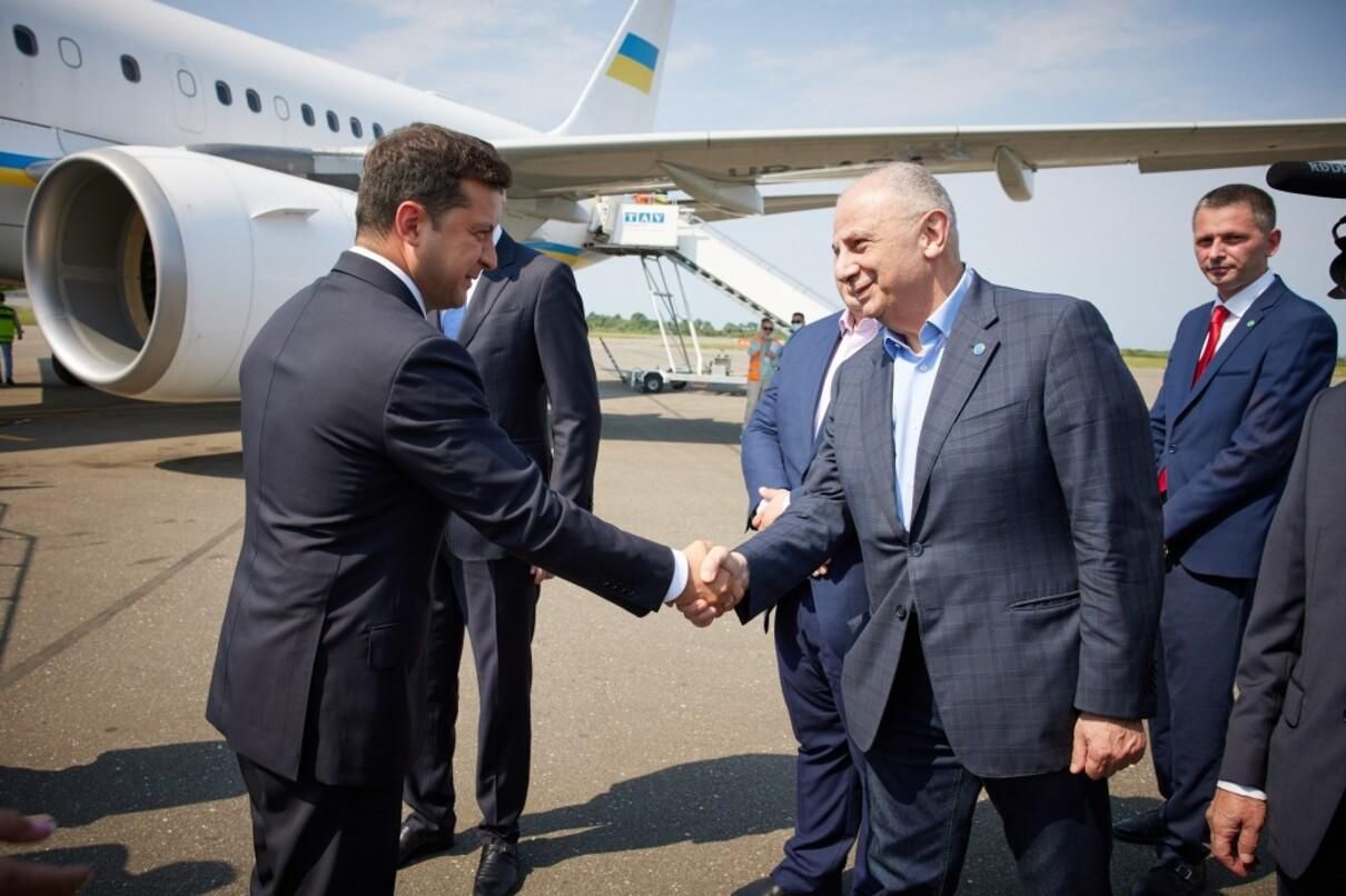 Помилка на сайті ОП про "визнання" Абхазії: що кажуть у Зеленського Помилка на сайті ОП про "визнання" Абхазії: що кажуть у Зеленського