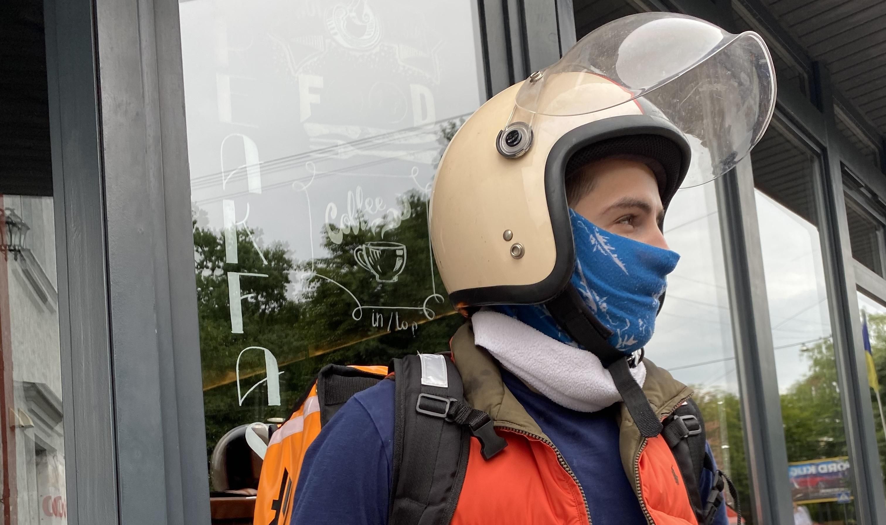 Флеш нової реальності: чому без кур'єрів важко уявити життя в мегаполісі Флеш нової реальності: чому без кур'єрів важко уявити життя в мегаполісі