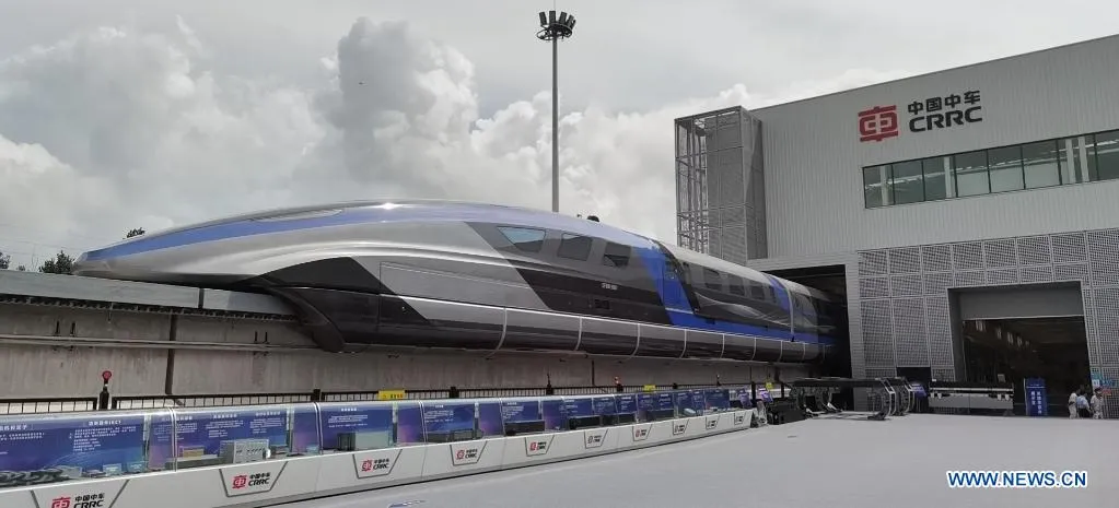 Китайці представили новий швидкісний потяг