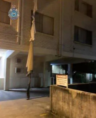 Втеча з карантину: чоловік втік з 4-го поверху готелю, зв'язавши разом простирадла